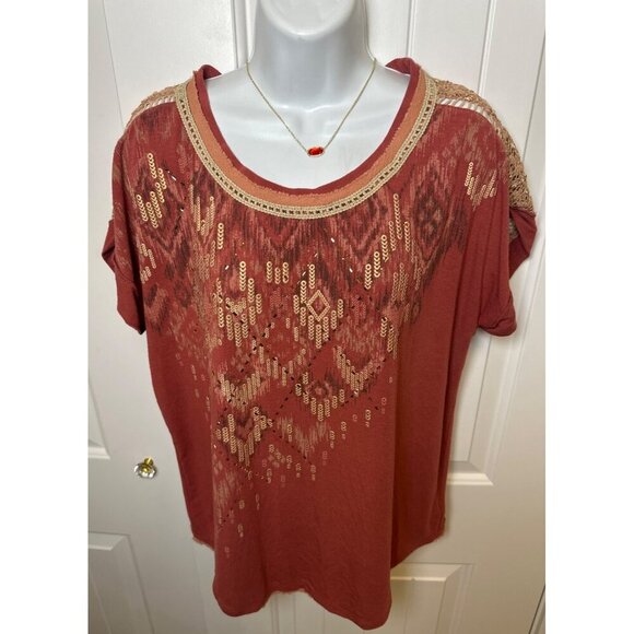 Miss Me Women's, Size Large,  Red Sequin Lace Back Top - Picture 2 of 8